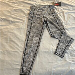 Women's Black and White Patterned Leggings
